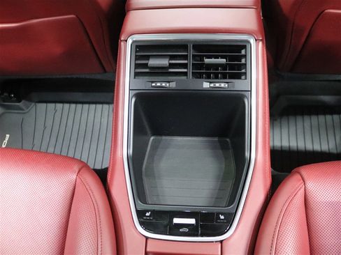 Used 2019 Porsche Panamera 4 image 15