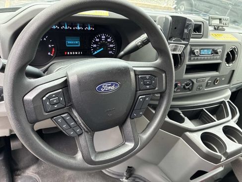 Used 2023 Ford E-350 and Econoline 350 Super Duty w/ Power Windows & Locks Group RWD image 32