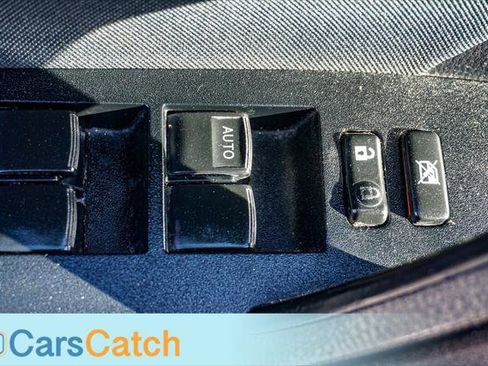 Used 2016 Toyota Corolla LE image 35