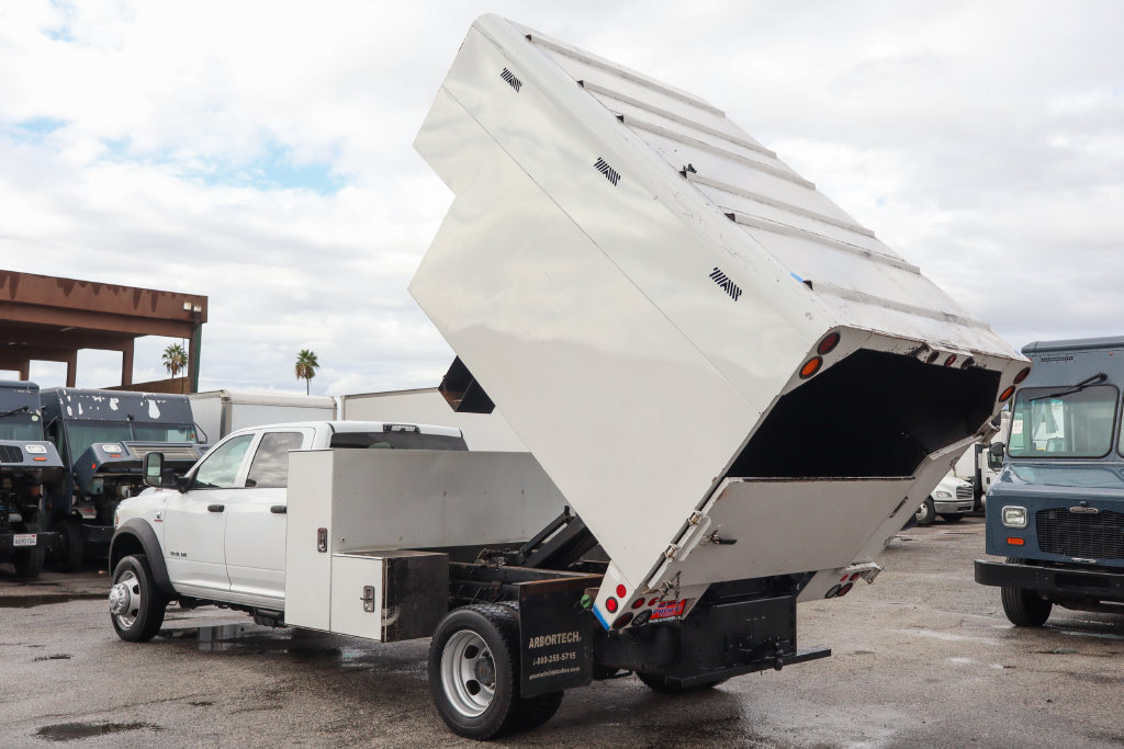 Used 2021 RAM 5500 Tradesman w/ Towing Technology Group RWD image 7