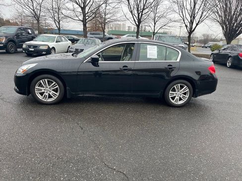 Used 2011 INFINITI G25 x w/ Moonroof Pkg image 4