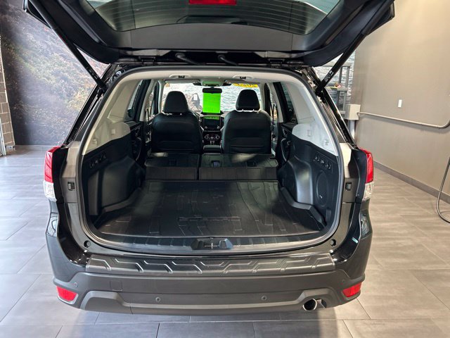 Used 2023 Subaru Forester Limited AWD/4WD image 35