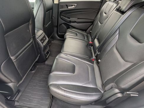Used 2022 Ford Edge Titanium w/ Equipment Group 301A AWD/4WD image 27