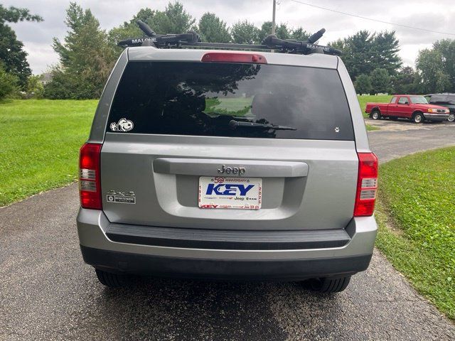 Used 2015 Jeep Patriot Sport w/ Power Value Group AWD/4WD image 4