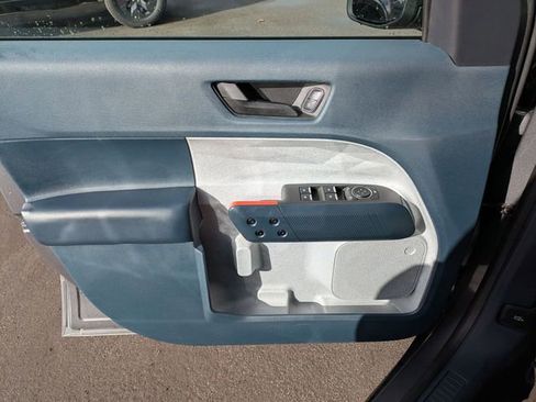 Certified 2023 Ford Maverick XLT image 6