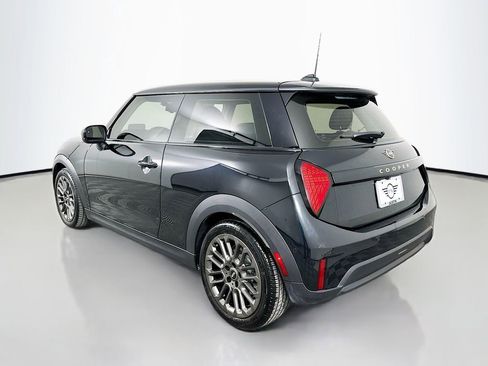 Certified 2025 MINI Cooper 2-Door Hardtop image 7