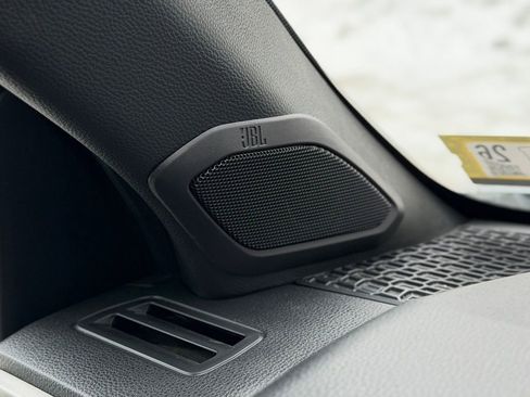 Used 2024 Toyota Tacoma TRD Off-Road image 23