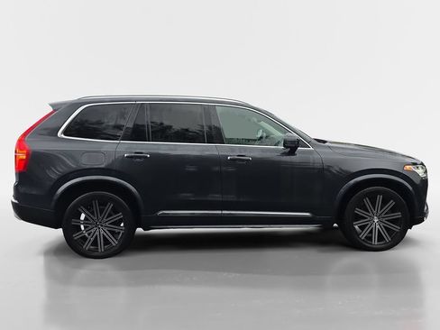 Used 2022 Volvo XC90 T6 Inscription w/ Advanced Package AWD/4WD image 3