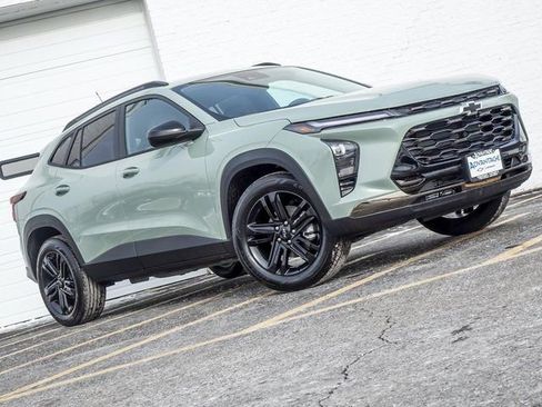 New 2026 Chevrolet Trax ACTIV w/ Driver Confidence Package FWD image 3