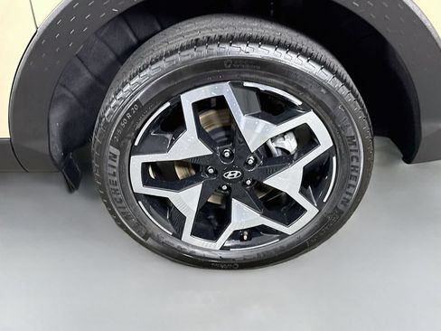 Certified 2024 Hyundai Santa Cruz Limited AWD/4WD image 37