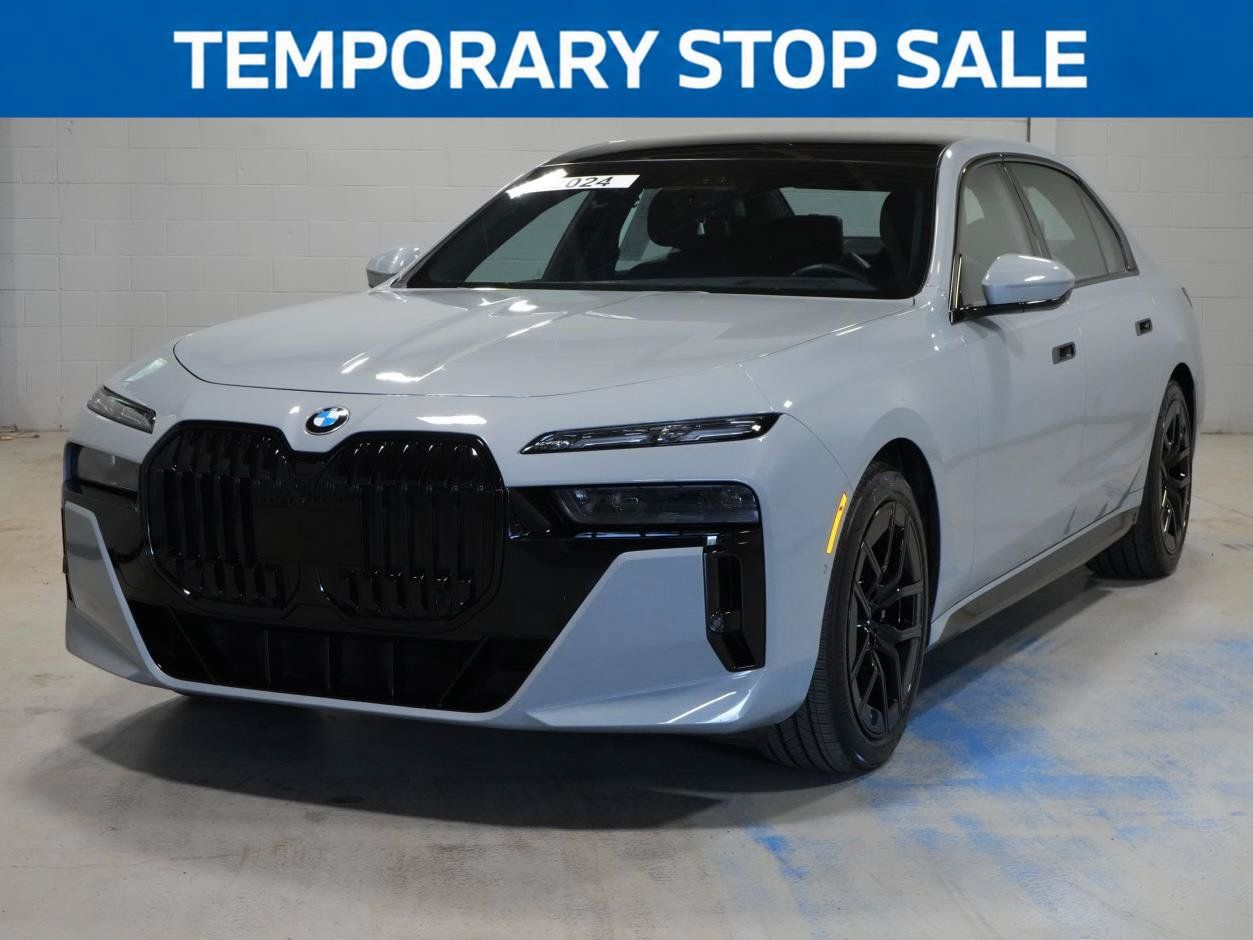 Used 2024 BMW 760i xDrive w/ Executive Package AWD/4WD image 1