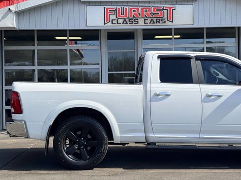 Used 2018 RAM 1500 SLT image 11