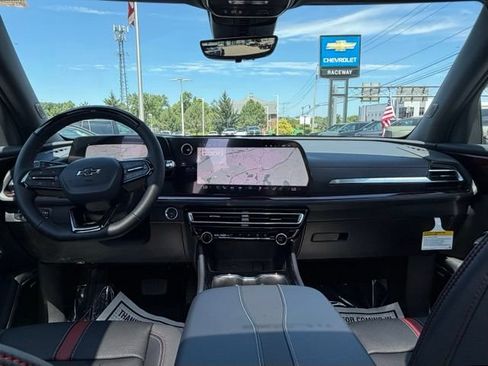 New 2026 Chevrolet Traverse RS AWD/4WD image 3