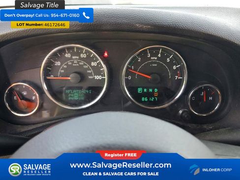 Used 2014 Jeep Wrangler Unlimited Sahara w/ Max Tow Package image 12