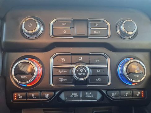 Used 2022 GMC Yukon SLT image 6