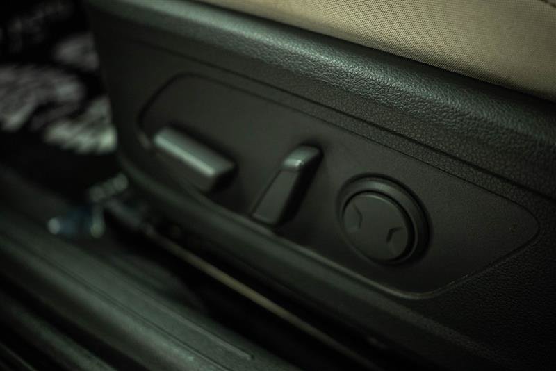 Used 2025 Hyundai Sonata SEL FWD image 16
