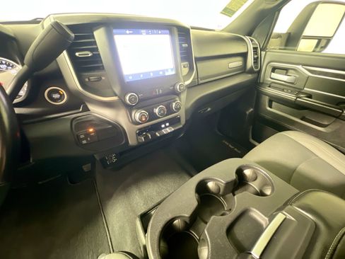 Used 2024 RAM 3500 Big Horn image 26