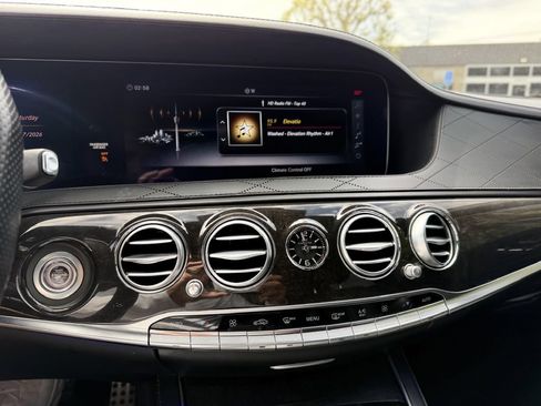 Used 2018 Mercedes-Benz S 63 AMG S 4MATIC Sedan image 26