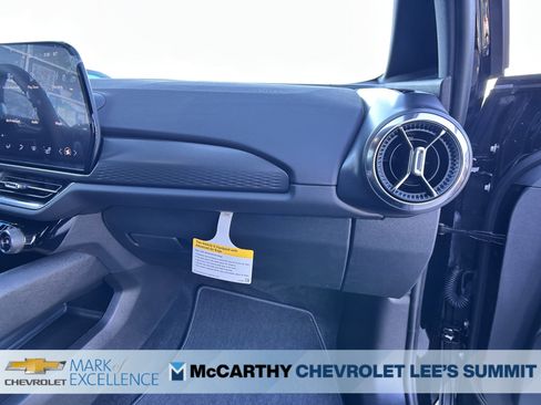 New 2026 Chevrolet Equinox EV LT w/ Comfort Package image 41