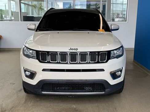 Used 2018 Jeep Compass Limited AWD/4WD image 5