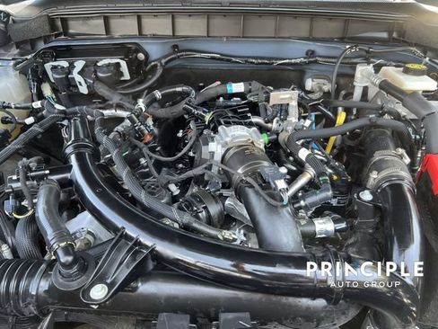 Used 2024 Ford Bronco Wildtrak AWD/4WD image 32