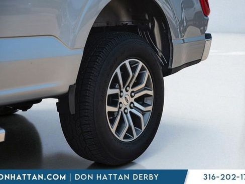 Used 2022 Ford F150 Lariat w/ Trailer Tow Package image 47