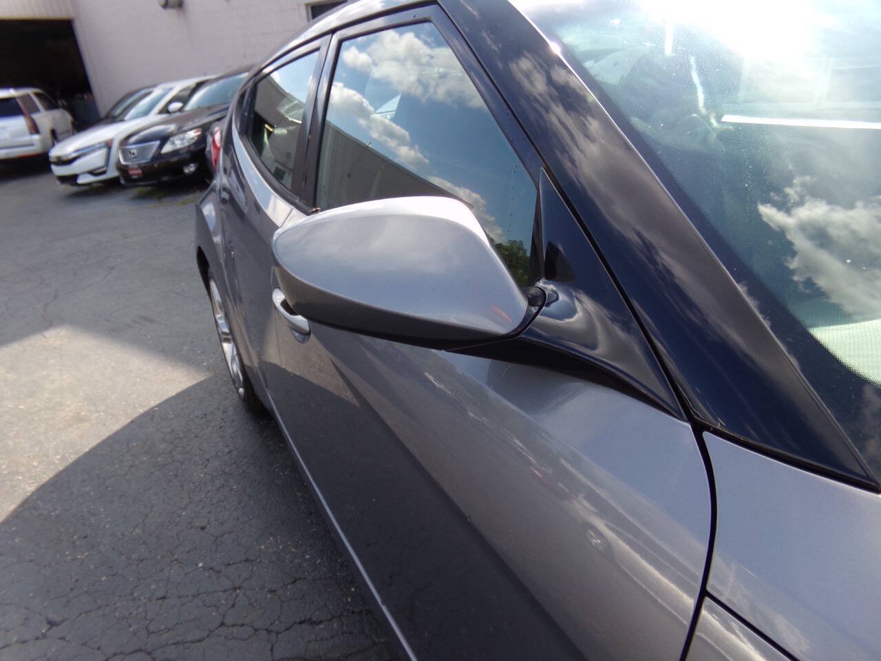 Used 2015 Hyundai Veloster w/ Option Group 03 FWD image 36