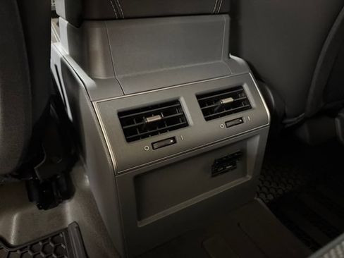 Used 2024 INEOS Grenadier AWD/4WD image 15