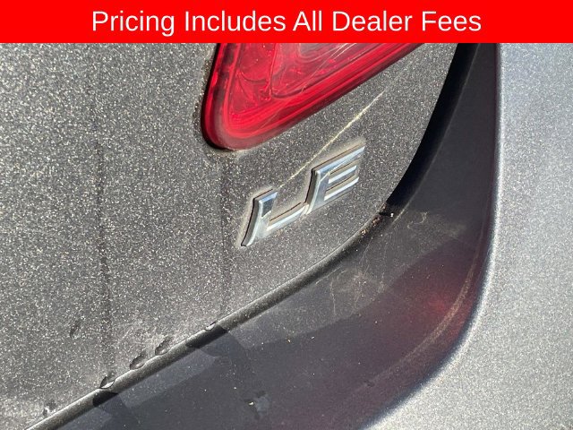 Used 2011 Toyota Camry LE FWD image 8