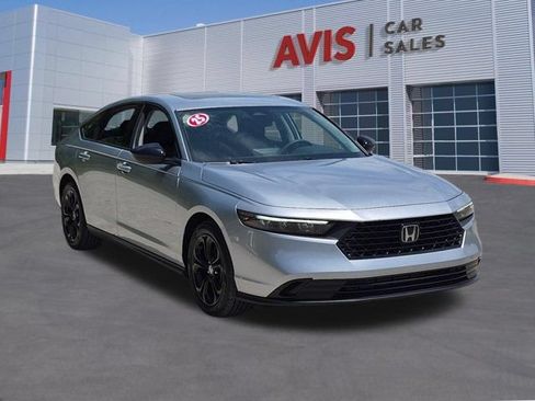 Used 2025 Honda Accord SE image 3