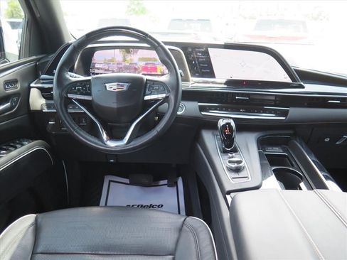 Certified 2024 Cadillac Escalade Sport w/ LPO, ONYX Package AWD/4WD image 20
