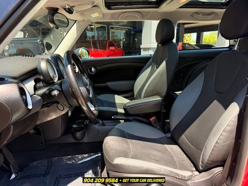 Used 2010 MINI Cooper Hardtop FWD image 21