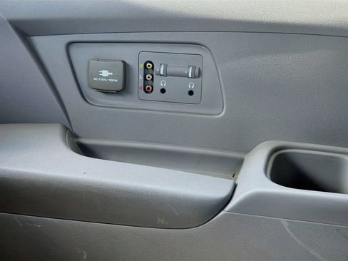 Used 2017 Honda Odyssey EX-L image 35