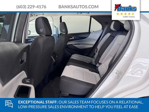 Certified 2022 Chevrolet Equinox LS w/ LS Convenience Package AWD/4WD image 10