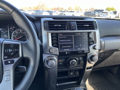 Used 2022 Toyota 4Runner TRD Sport w/ Technology Package image 32