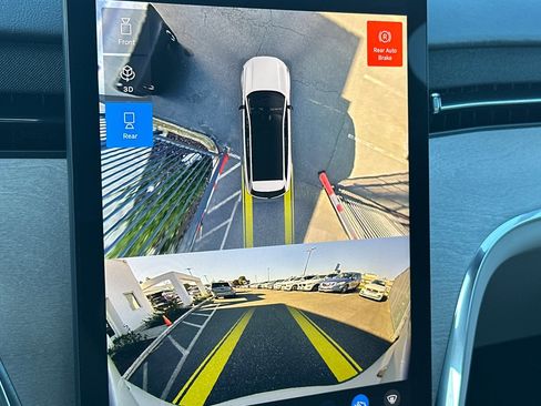 New 2025 Volvo EX90 Plus image 18