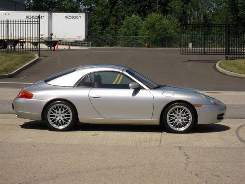 Used 1999 Porsche 911 Carrera RWD image 9