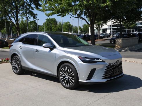 Used 2023 Lexus RX 350 w/ Cold Area Package AWD/4WD image 2