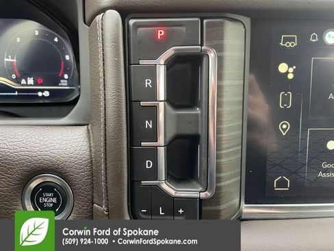 Used 2024 GMC Yukon XL Denali image 36