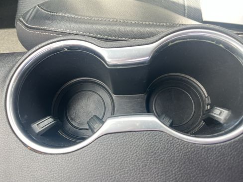 Used 2020 Ford Mustang Premium RWD image 20