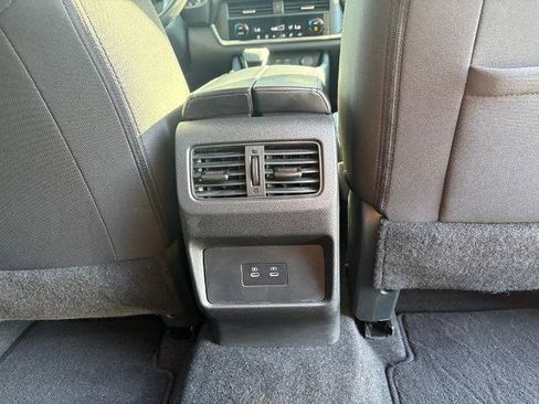 Certified 2024 Nissan Rogue SV image 23