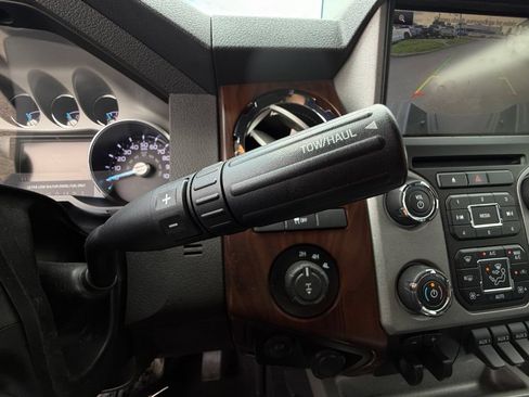 Used 2016 Ford F250 Lariat w/ Chrome Package AWD/4WD image 18