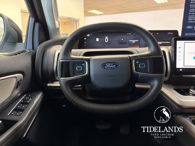 Certified 2025 Ford Expedition Active RWD image 18