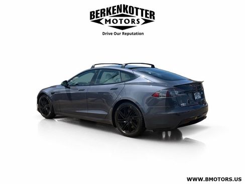 Used 2022 Tesla Model S Plaid AWD/4WD image 5