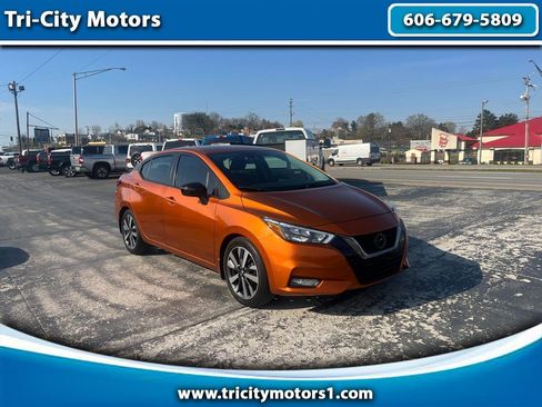 Used 2021 Nissan Versa SR w/ Trunk Package FWD image 1