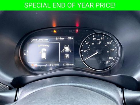 Used 2022 Nissan Kicks SV image 13