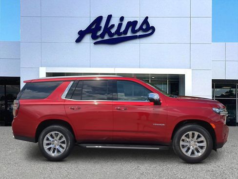 Used 2023 Chevrolet Tahoe Premier AWD/4WD image 31