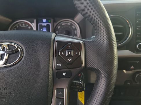 Used 2022 Toyota Tacoma SR5 image 27
