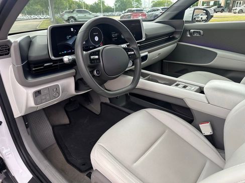 Used 2025 Hyundai Ioniq 6 SEL RWD image 22