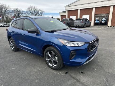 Used 2023 Ford Escape ST-Line w/ Tech Pack #1 image 11